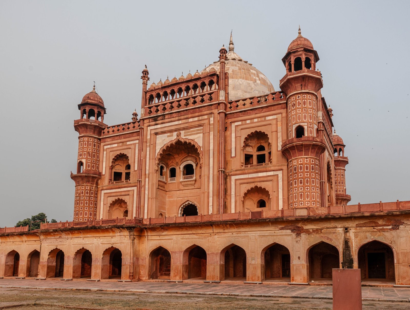 Jaipur Taxi Service - Book Local and Outstation Cabs